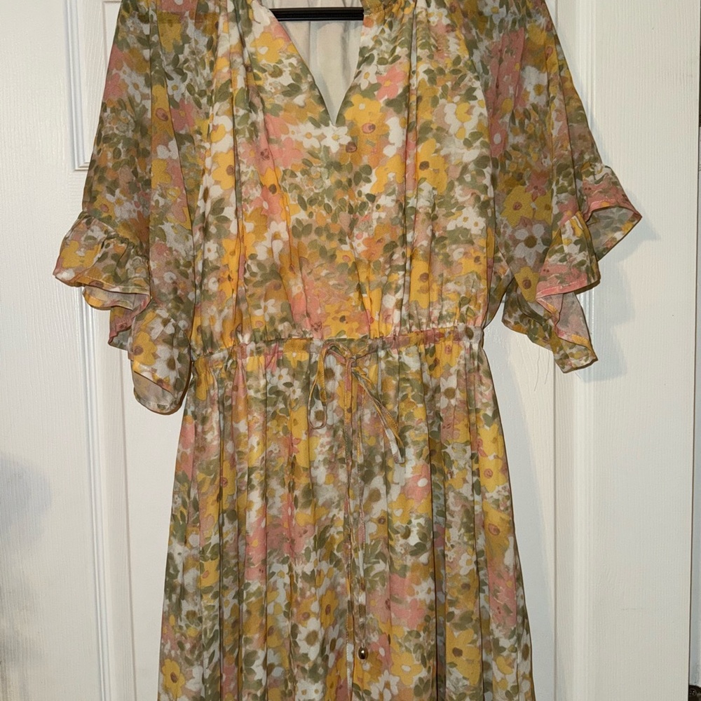 Floral Ruffle Sleeve Dress